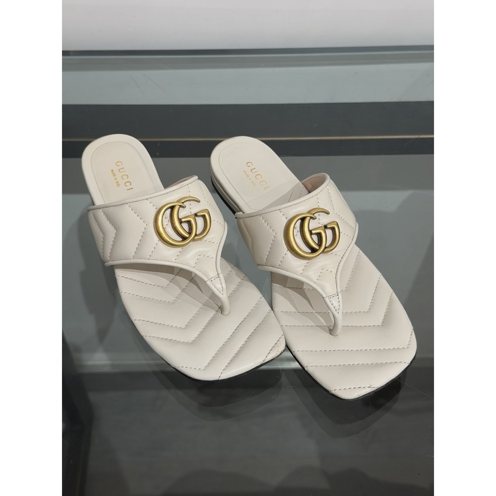 Authentic Gucci 776948 Marmont White GG Chevron Leather Flat Sandals Size 36